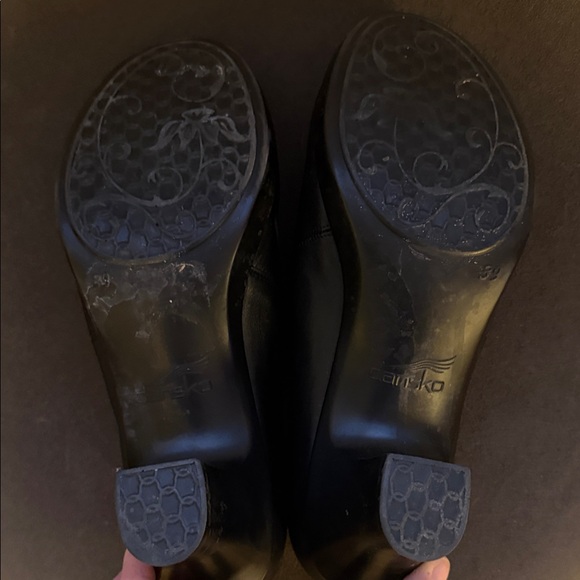 Dansko Bennett Black Pumps Womens 39 Euro/ 8 US Leather Shoes - Picture 9 of 9